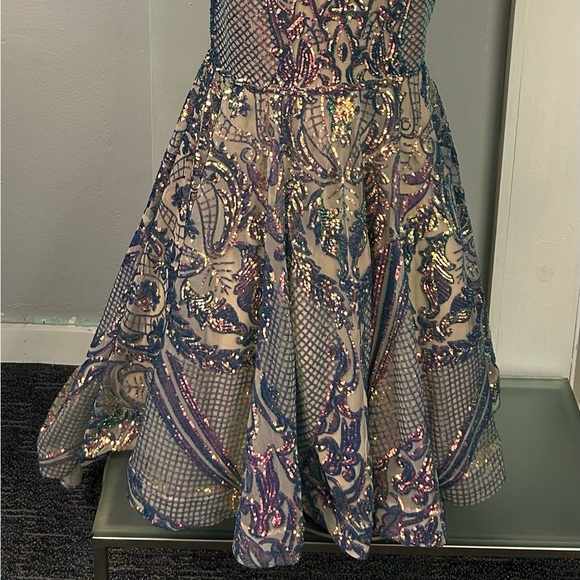 Vibrant Multicolor Evening Gown - Picture 3 of 8